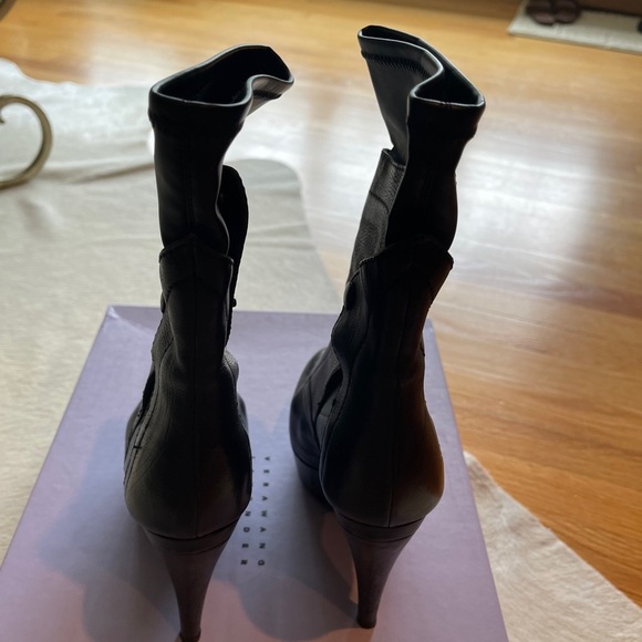 Vera Wang Lavender black boots - Picture 3 of 5
